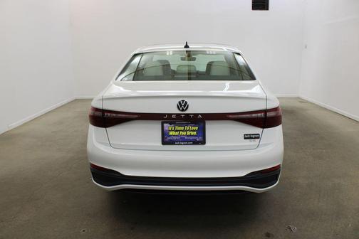 White Pearl 2026 Volkswagen Jetta 1.4T SE