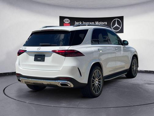 2026 Mercedes-Benz GLE 450 4MATIC