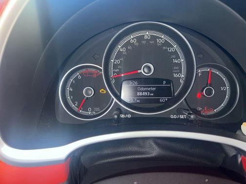 2019 Volkswagen Beetle 2.0T S