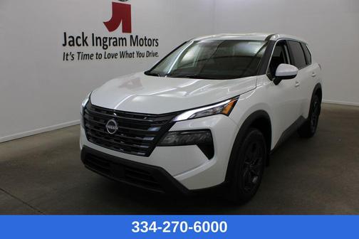 White Pearl 2026 Nissan Rogue SV