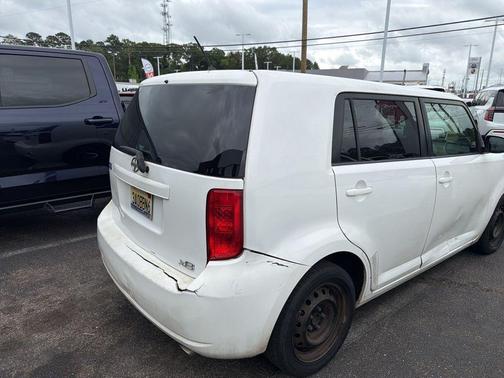 Super White 2009 Scion xB Base