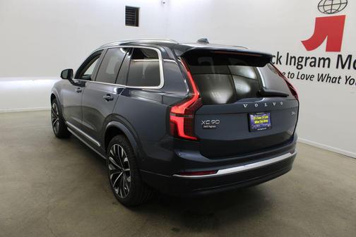 Denim Blue Metallic 2025 Volvo XC90 B6 Plus 7-Seater