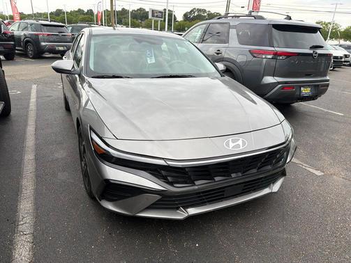 Fluid Metal 2024 Hyundai ELANTRA HEV Limited