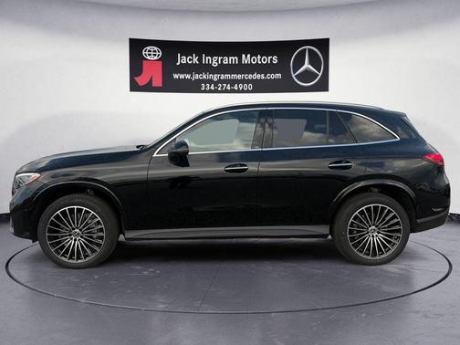 Black 2026 Mercedes-Benz GLC 300 4MATIC