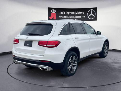 2016 Mercedes-Benz GLC 300 Base