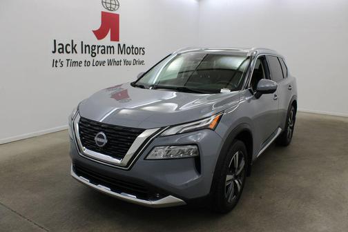 Boulder Gray Pearl 2022 Nissan Rogue Platinum