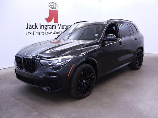 2022 BMW X5 M50i