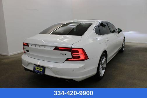 2018 Volvo S90 T5 Momentum