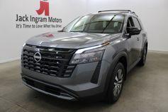 Gun Met 2026 Nissan Pathfinder SL