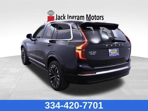 2025 Volvo XC90 Plug-In Hybrid T8 Plus 7-Seater
