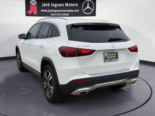 White 2025 Mercedes-Benz GLA 250 4MATIC