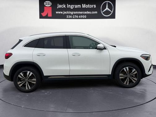 White 2025 Mercedes-Benz GLA 250 4MATIC