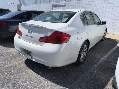2012 INFINITI G25 Journey
