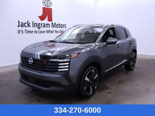 2025 Nissan Kicks SR