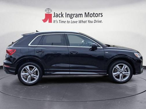 2024 Audi Q3 45 S line Premium Plus