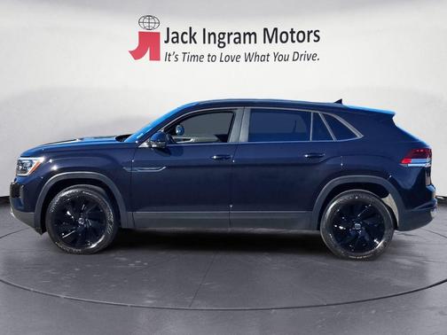 2025 Volkswagen Atlas Cross Sport 2.0T SE w/Technology
