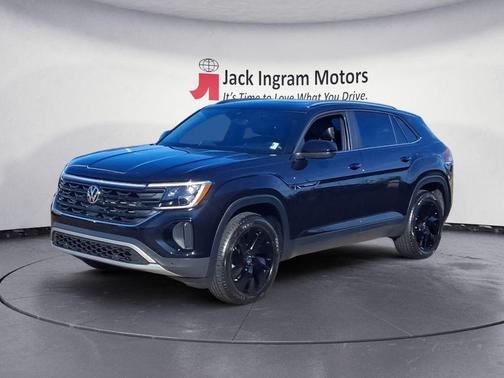 2025 Volkswagen Atlas Cross Sport 2.0T SE w/Technology