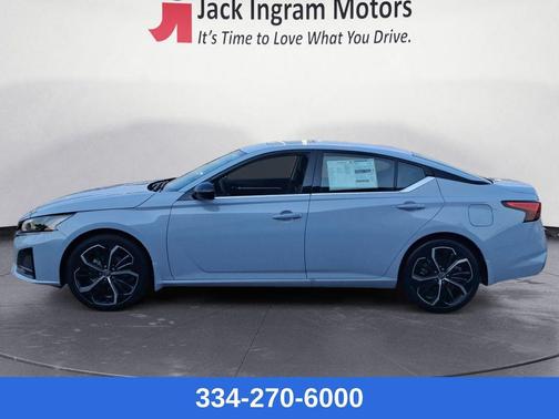 2025 Nissan Altima SR FWD