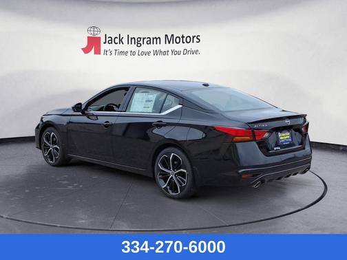 2025 Nissan Altima SR FWD