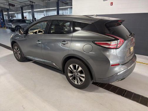 Gun Metallic 2016 Nissan Murano SV