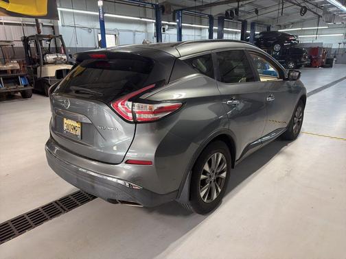 Gun Metallic 2016 Nissan Murano SV
