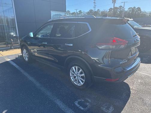 2019 Nissan Rogue S