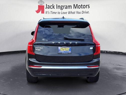 2023 Volvo XC90 Recharge Plug-In Hybrid T8 Plus Bright Theme 7-Seater