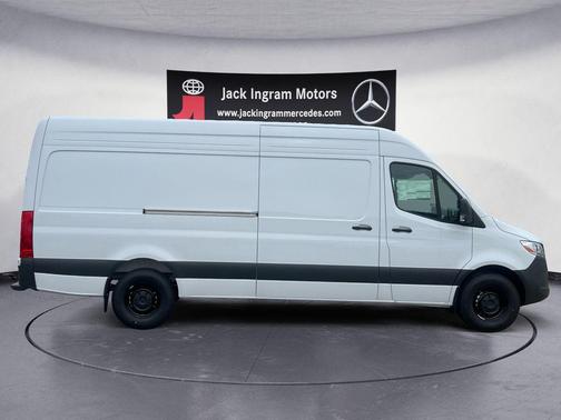 2026 Mercedes-Benz Sprinter 2500 High Roof
