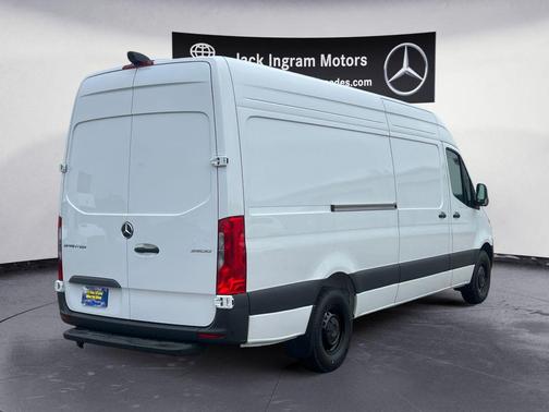 2026 Mercedes-Benz Sprinter 2500 High Roof