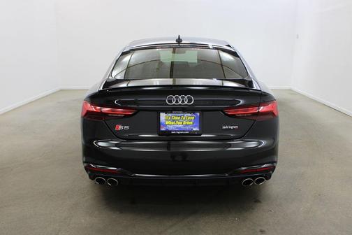 Mythos Black Metallic 2022 Audi S5 3.0T Prestige
