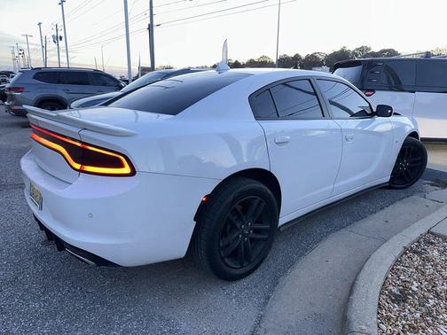 2018 Dodge Charger GT