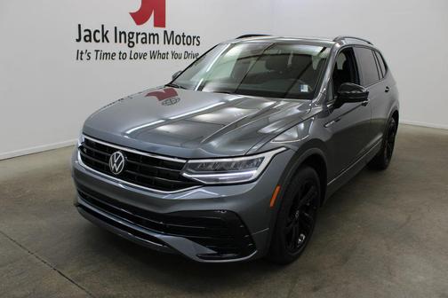 Grey 2024 Volkswagen Tiguan 2.0T SE R-Line Black