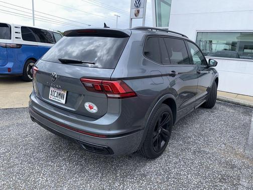 Grey 2024 Volkswagen Tiguan 2.0T SE R-Line Black