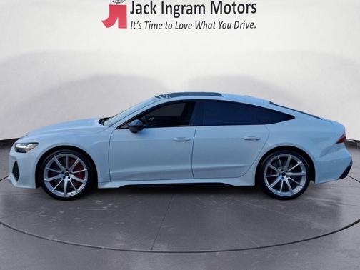 2023 Audi RS 7 4.0T