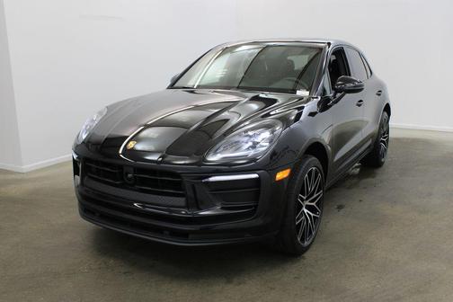 Jet Black 2026 Porsche Macan Macan