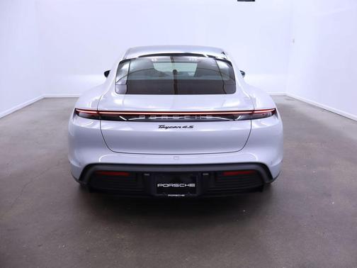 2024 Porsche Taycan 4S