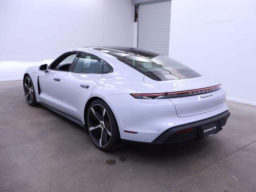2024 Porsche Taycan 4S