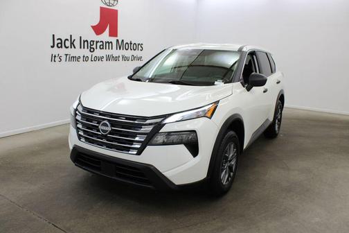White 2024 Nissan Rogue S