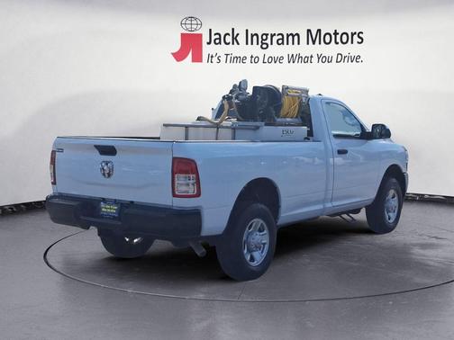2021 RAM 2500 Tradesman Regular Cab 4x4 8' Box