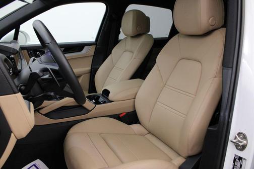 2025 Porsche Cayenne