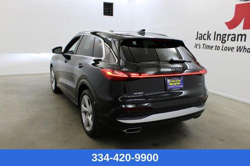 2025 Audi Q5 Prestige TFSI quattro S tronic