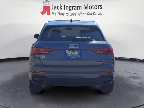 2020 Audi Q3 45 S line Premium