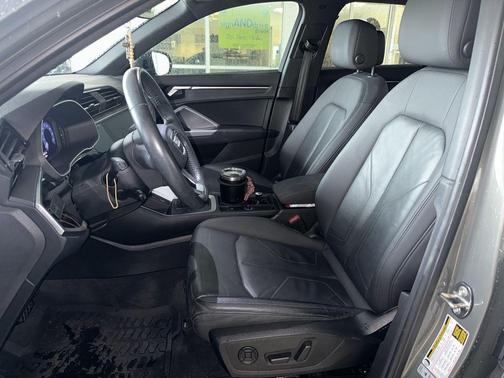 2020 Audi Q3 45 S line Premium