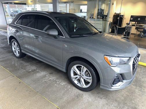 2020 Audi Q3 45 S line Premium