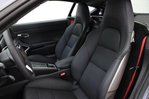 2025 Porsche 718 Cayman GTS 4.0