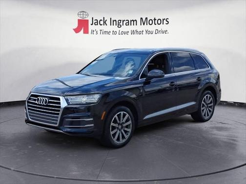 2019 Audi Q7 45 Premium Plus
