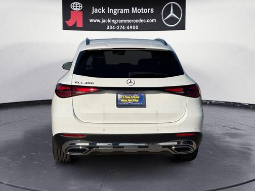 2026 Mercedes-Benz GLC 300 Base