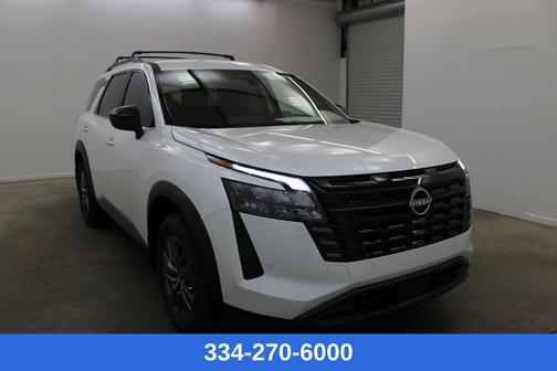 2026 Nissan Pathfinder SV