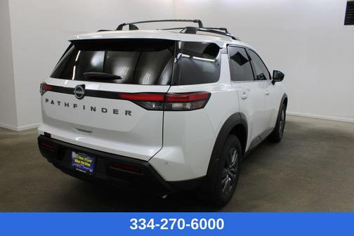 2026 Nissan Pathfinder SV