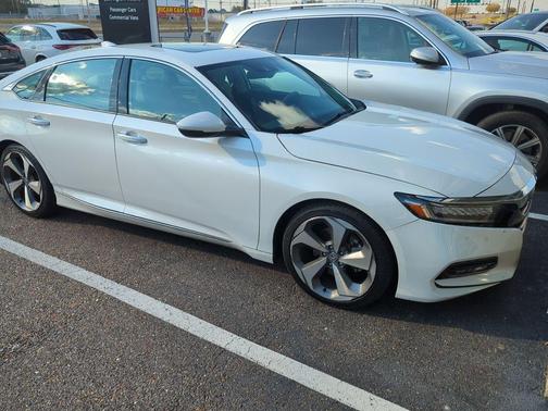 2020 Honda Accord Touring 2.0T